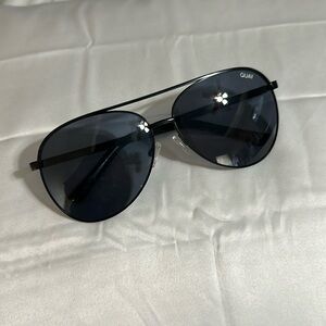 QUAY black aviators